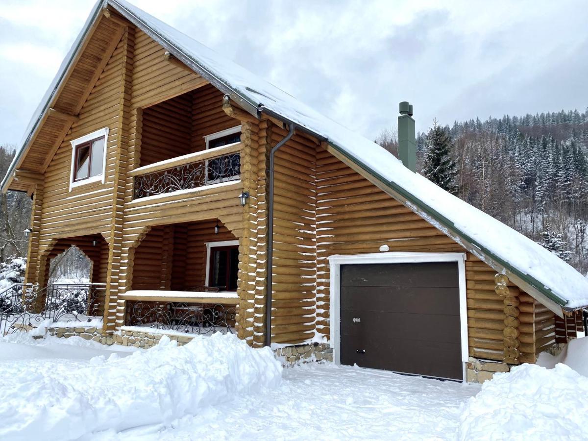Chalet Four Seasons Villa Tatariv Exterior photo